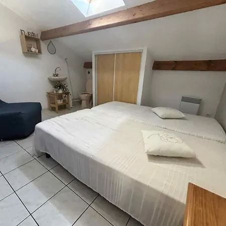 Maisonnette Proche Avec Jardin - - Fr-1-194-336 *