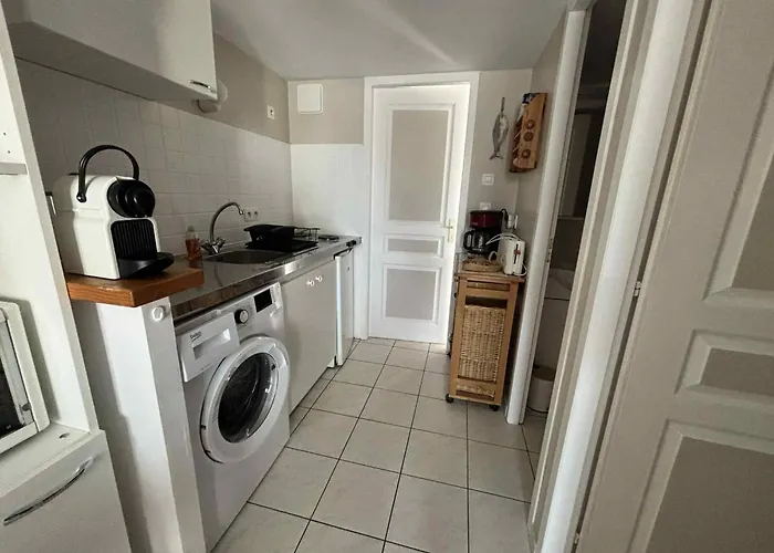 Holiday home Maisonnette Proche Avec Jardin - - Fr-1-194-336 *